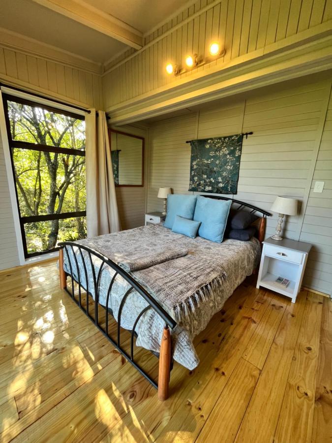 Moonriver Cottage, Prime Lagoon Views & Solar Power Knysna Esterno foto